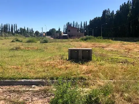 Terreno en Venta 27  mts Fondo