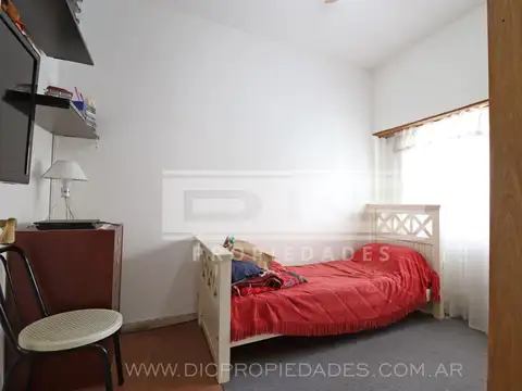 casa de 4 ambientes a 6 cuadras de av centenario, victoria