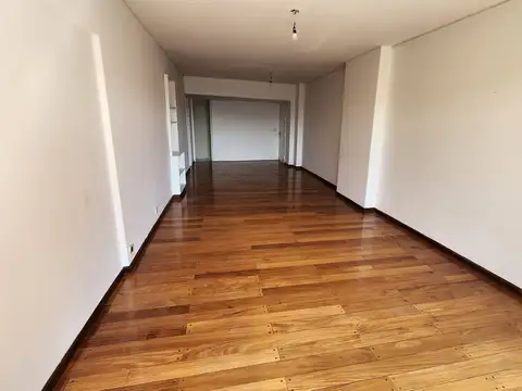 Departamento en Alquiler de 5 ambientes