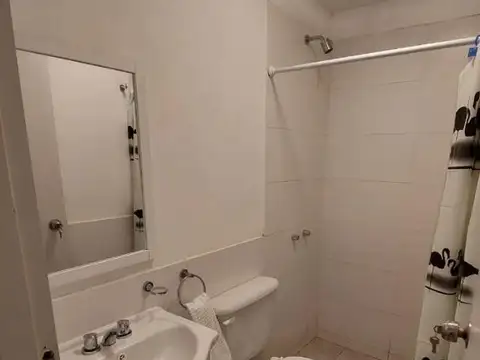 Depto Tipo Casa en Alquiler Temporal con 1 cocheras