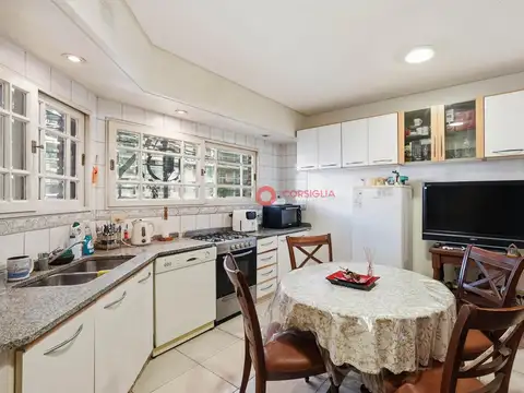 Departamento 4 ambientes con 3 baños