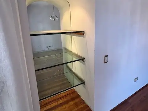 Casa en Alquiler con 1 cochera