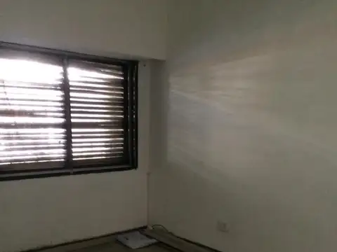 Galpon en Venta 60  mts Fondo