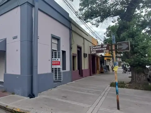 Local en alquiler es esquina comercial de Rafaela