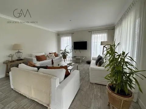 Jorge Newbery 5005, Mar Del Plata, Buenos Aires, Argentina.