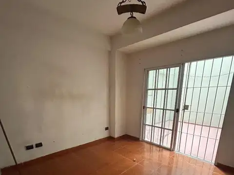 Depto Tipo Casa en Venta en Ciudadela, USD 45.000