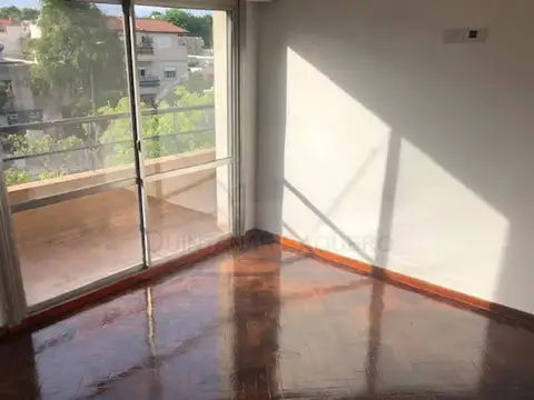 Depto Tipo Casa 17 ambientes con 7 baños