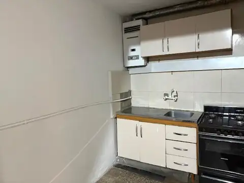 Depto Tipo Casa 5 ambientes con 2 baños