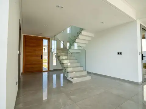 TERRALAGOS CASA A ESTRENAR