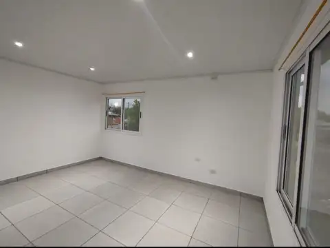 DEPARTAMENTO EN ALQUILER EN VILLA DE MAYO