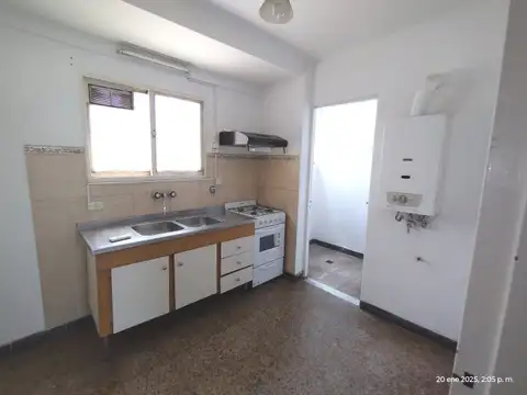 Departamento en Alquiler en Centro, $ 550.000
