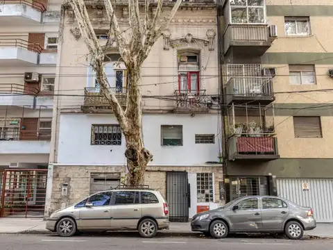 Avenida Hipólito Yrigoyen 3600