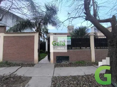 Oportunidad en Orán | Casa de 2 Dormitorios con Cochera y Jardín