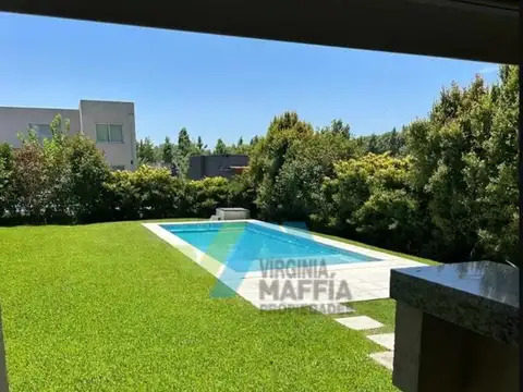 Casa en Venta en Pilar Centro, USD 279.000