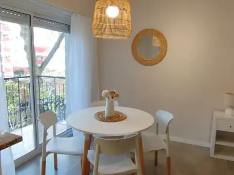 DEPARTAMENTO 1 AMBIENTE CON BALCON AL FRENTE, PLAZA MITRE
