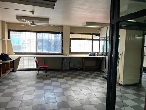 Oficina en Alquiler 50 años