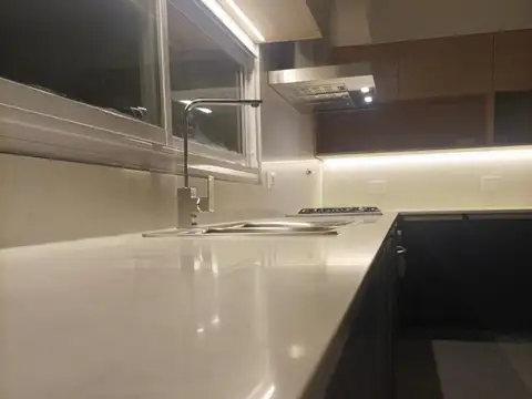 Casa 5 ambientes con 4 baños