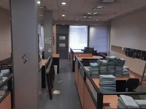 Av. Corrientes al 100