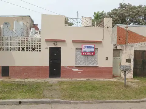 Doctor Fabián Cuelli 2400