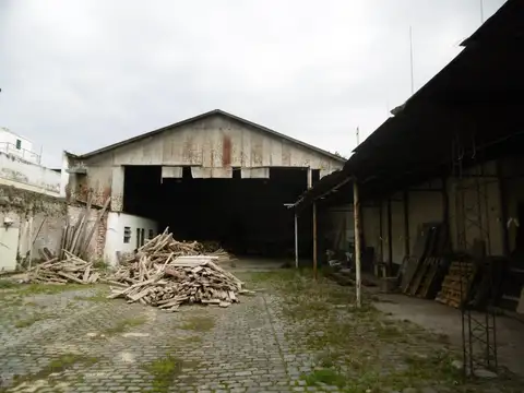 Terreno en Alquiler 17  mts Frente