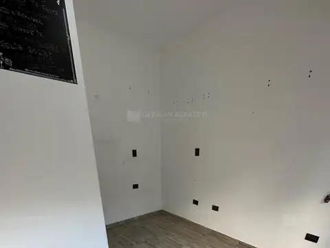 Local en Alquiler en Lanus Este, $ 400.000