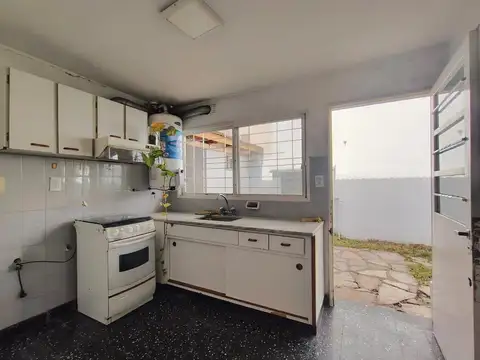 Depto Tipo Casa en Alquiler de 2 dormitorios