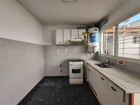 Depto Tipo Casa en Alquiler en Castelar Norte, $ 850.000