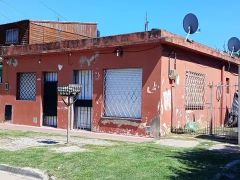 Joaquín V. González 1500