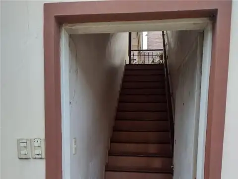 Juan Domingo Peron 1600, Piso P.A.