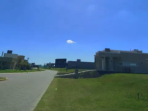 Terreno en Venta en Santa Clara Al Sur, USD 23.000