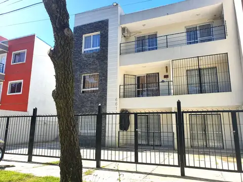 Av Obligado 600