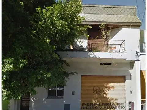 DEPARTAMENTO EN PRIMER PISO,CON AMBIENTES AMPLIOS