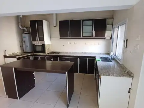 Casa en Alquiler al Sur