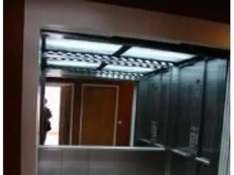 Dr J Valentin Gomez 4000