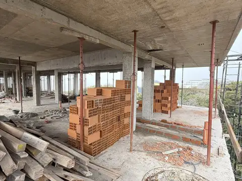 Departamento en Venta con 1 cocheras