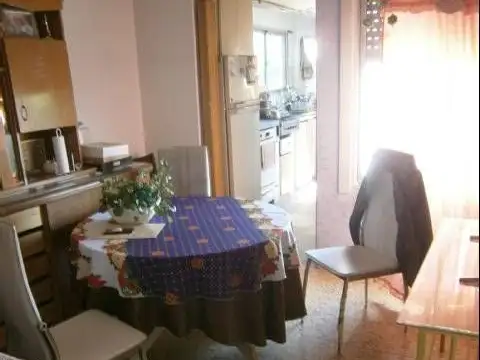 Depto Tipo Casa 4 ambientes con 1 baño