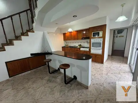 Casa 3 ambientes con 2 baños