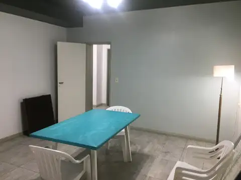Depto Tipo Casa en Alquiler de 3 ambientes