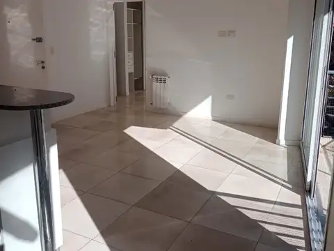 Departamento en Alquiler en Caballito Norte, $ 900.000