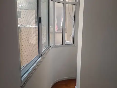 Av Rivadavia 5500, Piso 1
