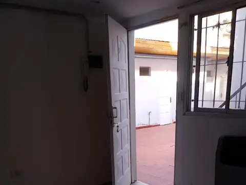 Depto Tipo Casa en Alquiler al Este