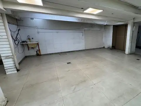 Local en Venta 80 años