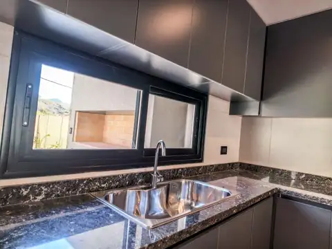 Departamento en Alquiler con 2 cocheras