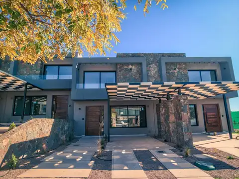 Alquiler Duplex 3 habitaciones en Barrio Mendoza Norte Country Club, El Challao, Las Heras, Mendoza