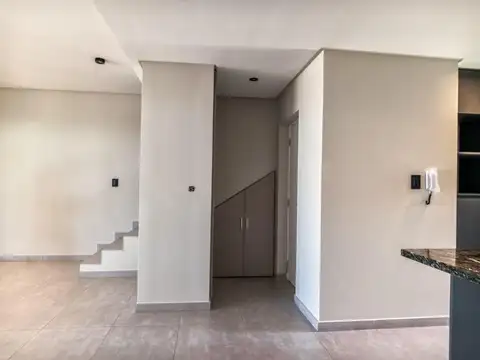 Departamento en Alquiler de 3 dormitorios