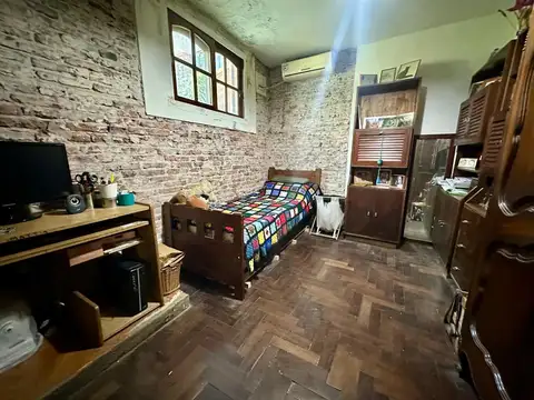 Depto Tipo Casa en Venta 60 años