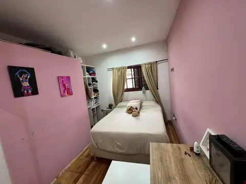 Casa 5 ambientes con 1 baño