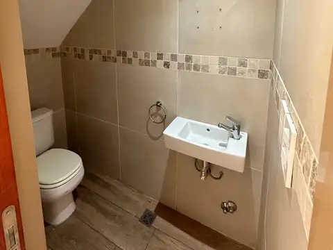 Depto Tipo Casa en Venta en City Bell, USD 125.000