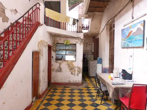 VENTA CASA 6 AMB, 5 DOR./ PAT./ TERR. P. CHACABUCO