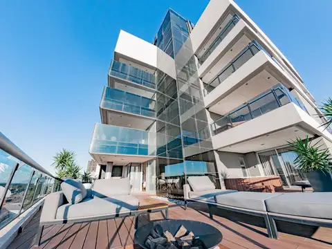 Av. del valle al 2700